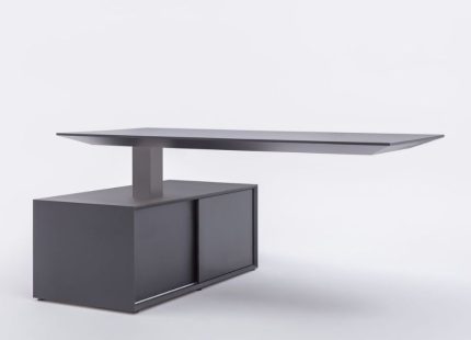 Gravity Desk MDD office workstation desk in Dubai UAE