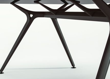 Arkitek Desk Actiu modern office desk in Dubai UAE