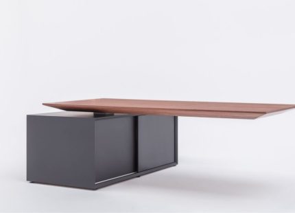 Gravity Desk MDD office workstation desk in Dubai UAE