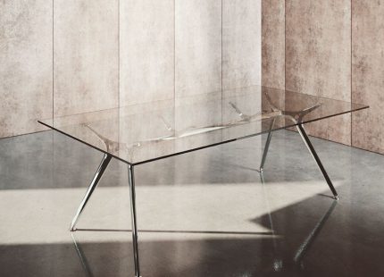 Arkitek Desk Actiu modern office desk in Dubai UAE