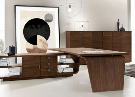 Larus Desk Dellarovere executive Italian office desk in Dubai UAE