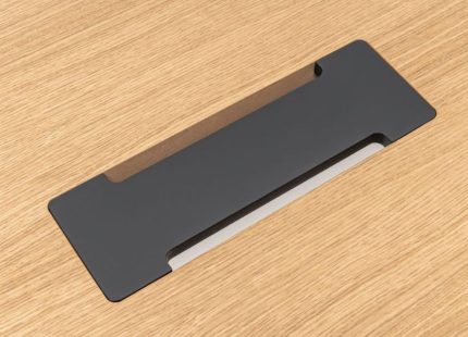 Viga Desk MDD modern office desk in Dubai UAE