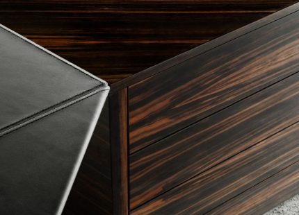 Euclideo Desk 4 Mariani luxury Italian executive desk in Dubai UAE