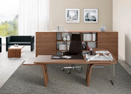 Larus Desk Dellarovere executive Italian office desk in Dubai UAE