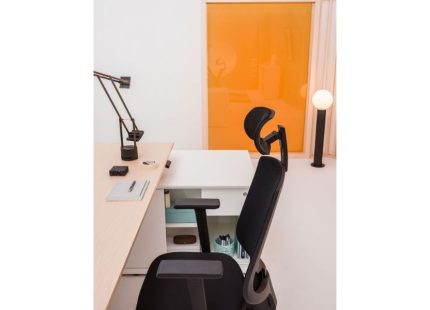 Gravity Desk MDD office workstation desk in Dubai UAE