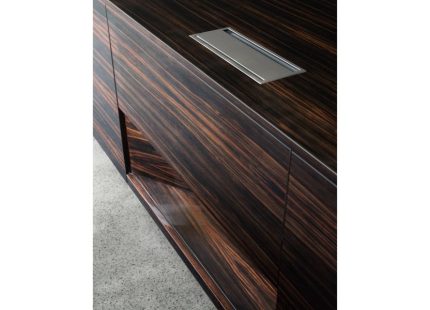 Euclideo Desk 4 Mariani luxury Italian executive desk in Dubai UAE