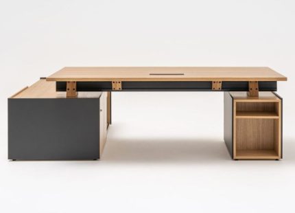 Viga Desk MDD modern office desk in Dubai UAE