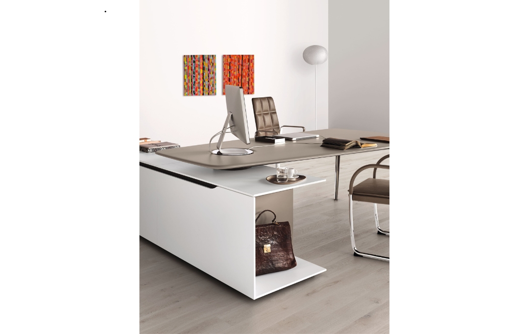 Keypiece Desk Walter Knoll luxury executive desk Dubai UAE