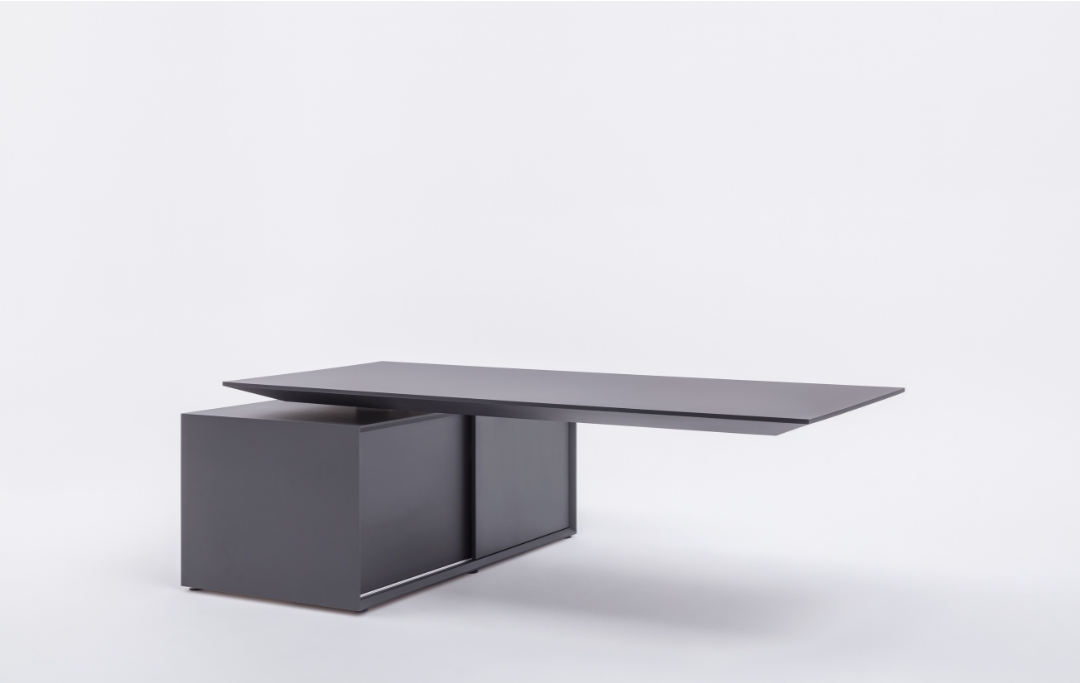 Gravity Desk MDD office workstation desk in Dubai UAE