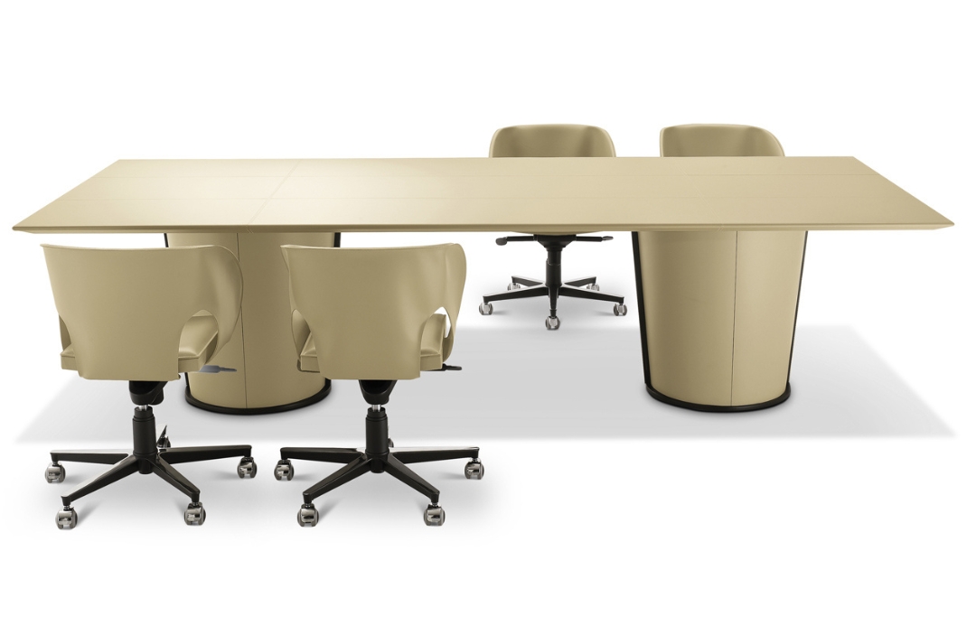 Papier Desk 4 Mariani luxury executive office desk Dubai UAE