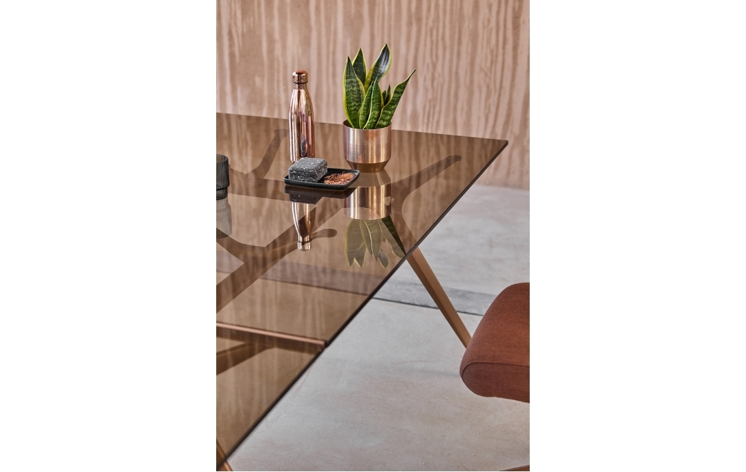 Arkitek Desk Actiu modern office desk in Dubai UAE