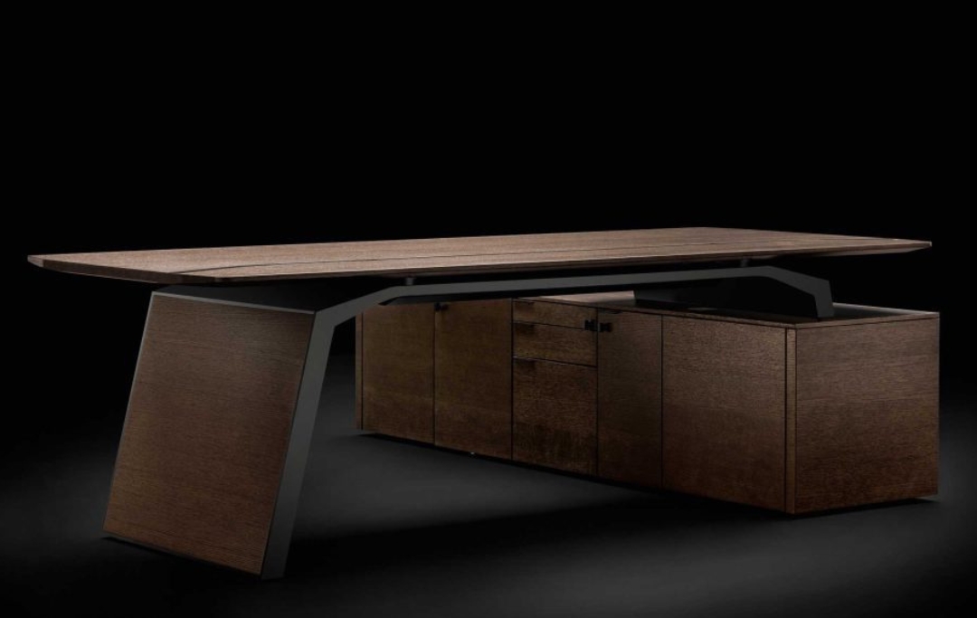 Metar Desk Bralco Italian executive office desk Dubai UAE