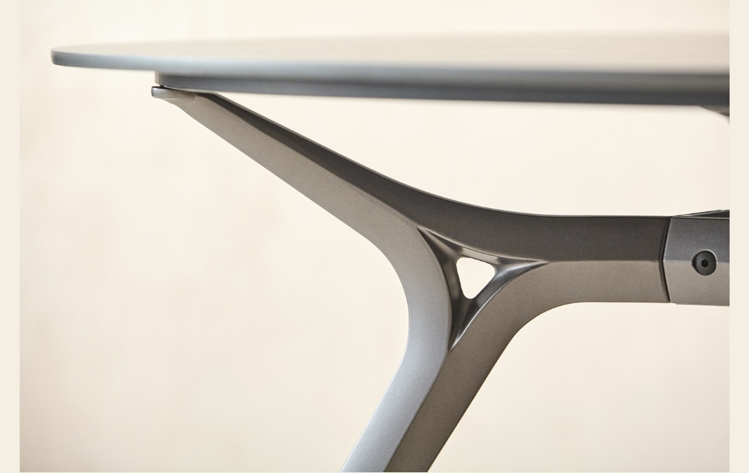 Arkitek Desk Actiu modern office desk in Dubai UAE