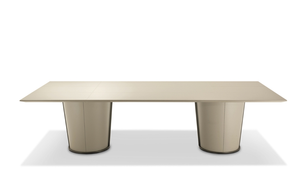 Papier Desk 4 Mariani luxury executive office desk Dubai UAE