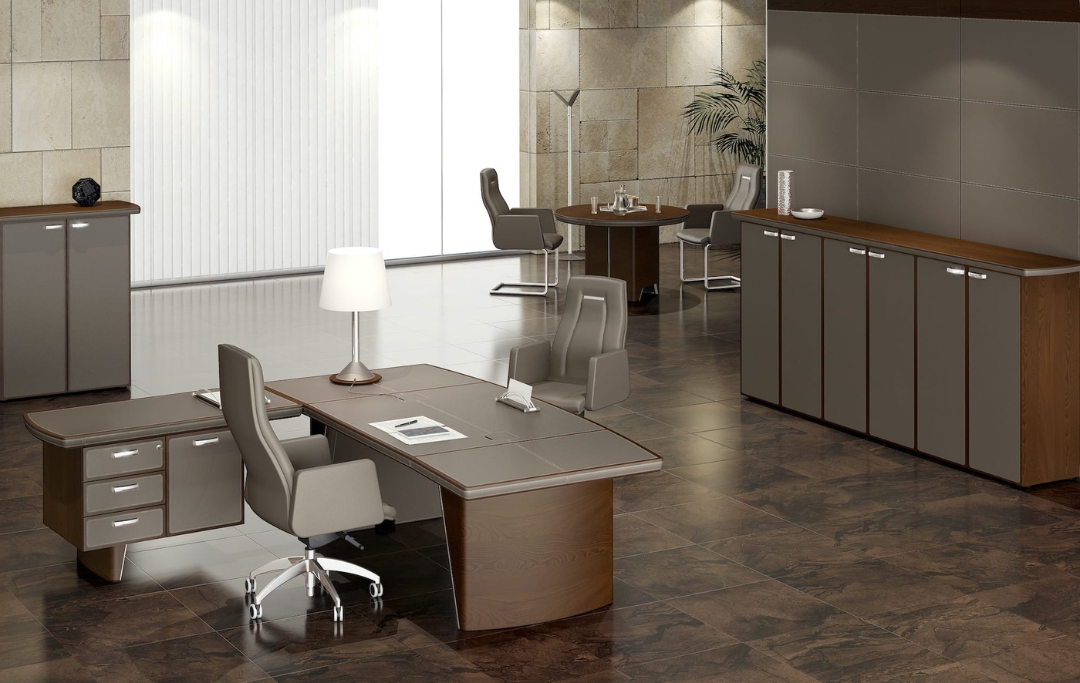iSixty Desk Codutti luxury Italian executive desk in Dubai UAE