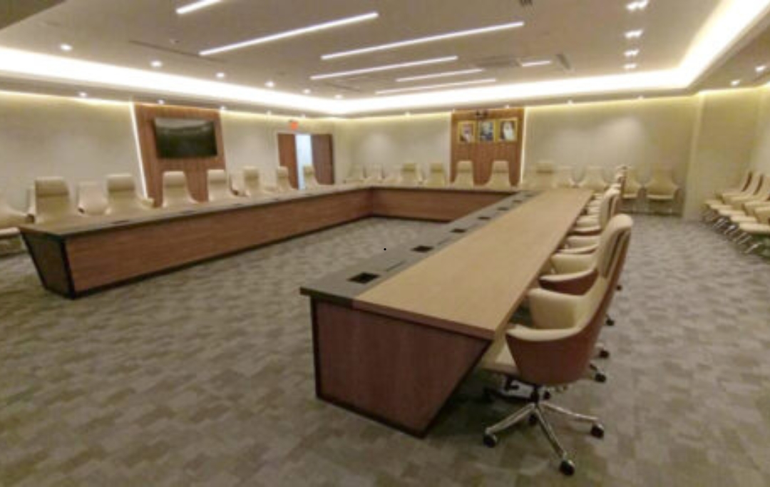 D1 KZ Bespoke luxury executive office desk Dubai UAE