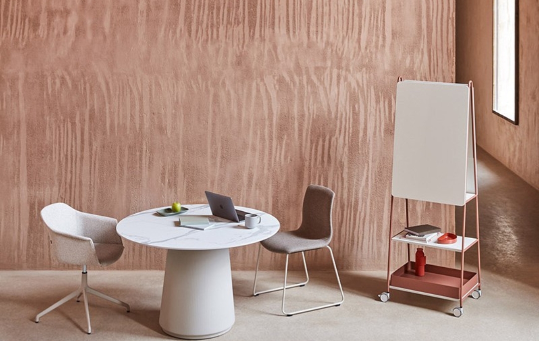 Dorik Actiu modern office desk Dubai UAE