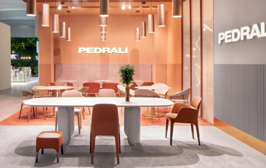 Elinor Pedrali designer lounge seating Dubai UAE