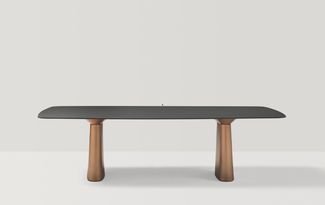 Essens Inclass modern seating furniture Dubai UAE