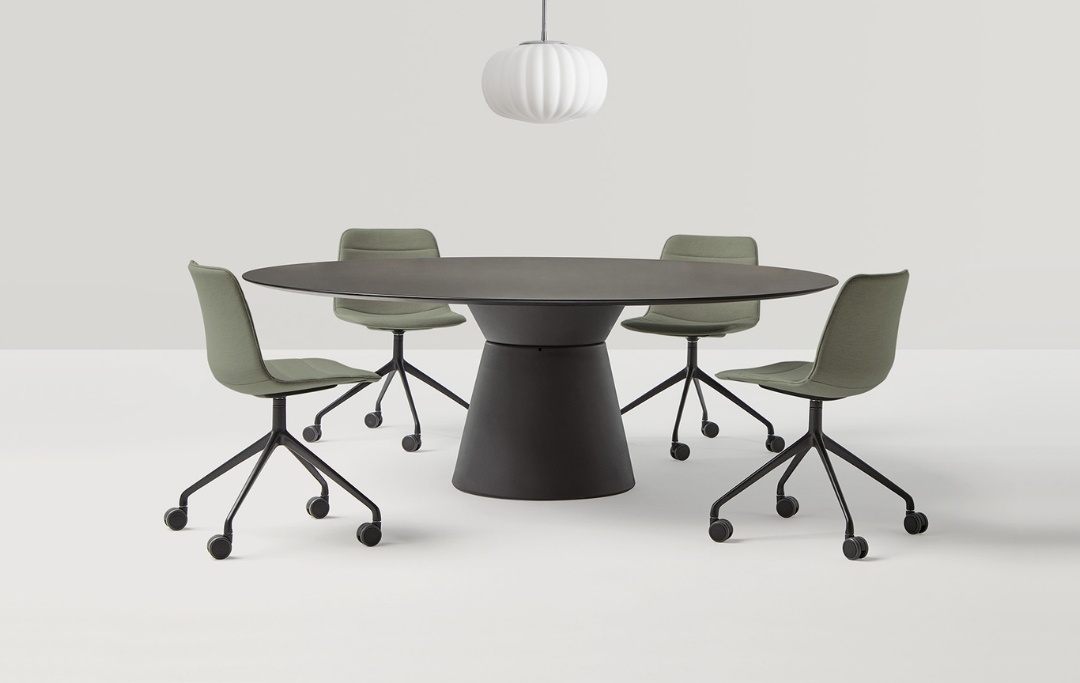 Essens Inclass modern seating furniture Dubai UAE