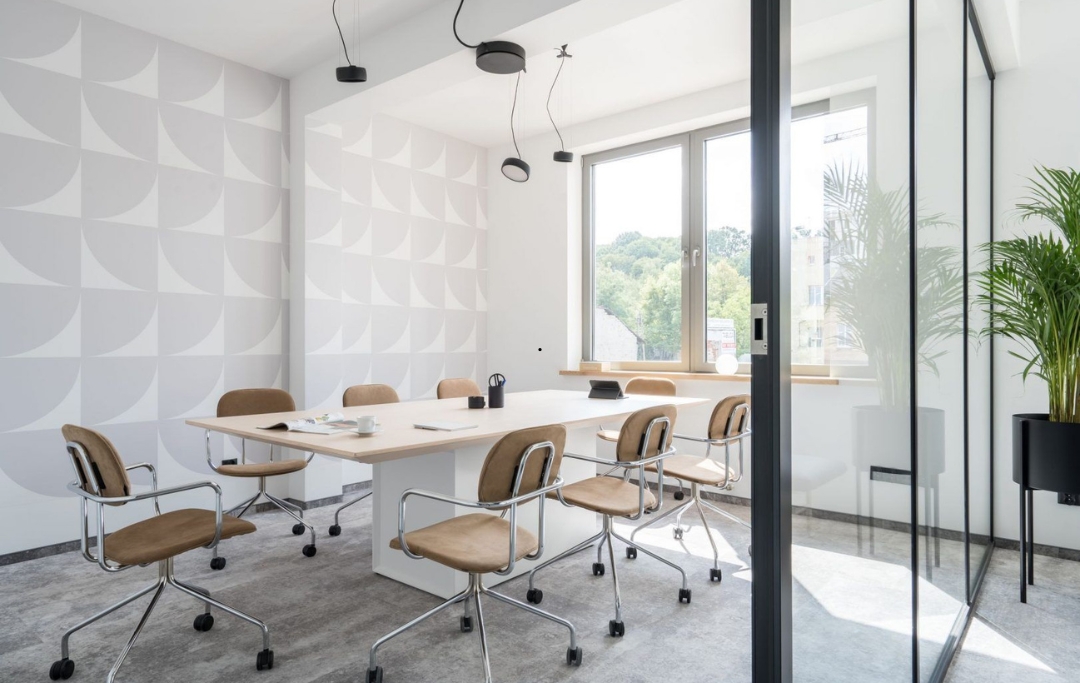 Gravity Desk MDD executive office desk Dubai UAE