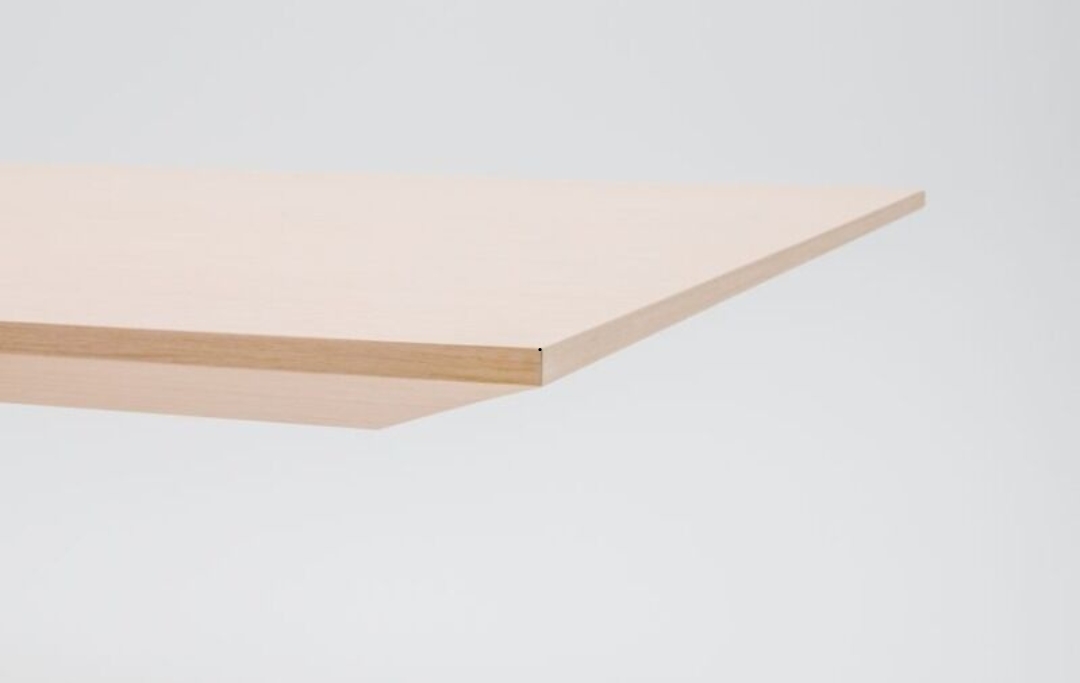 Gravity Desk MDD executive office desk Dubai UAE