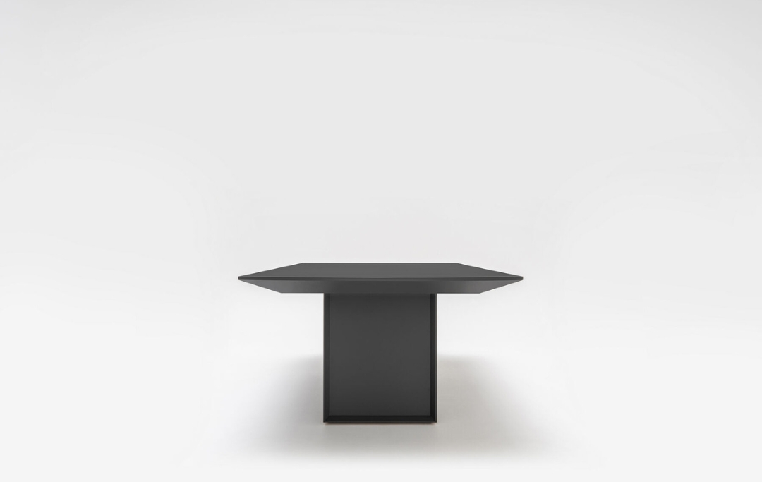 Gravity Desk MDD executive office desk Dubai UAE