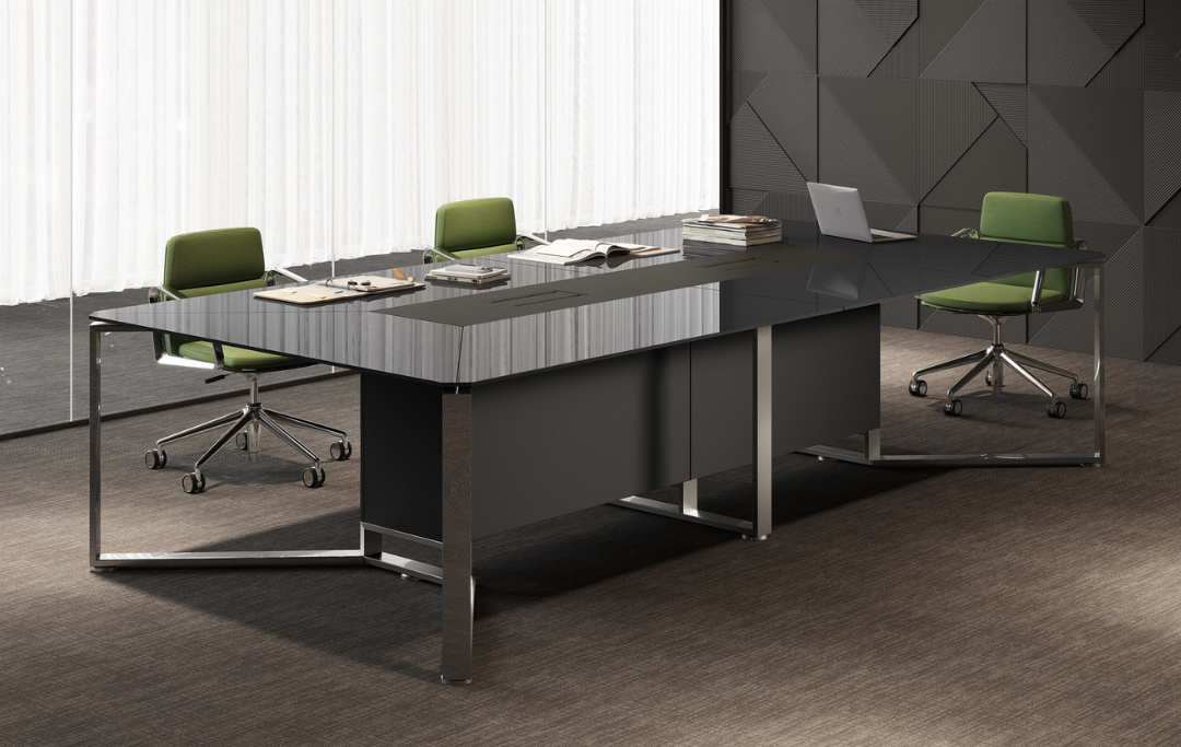 I Meet Las Mobili Italian meeting table Dubai UAE