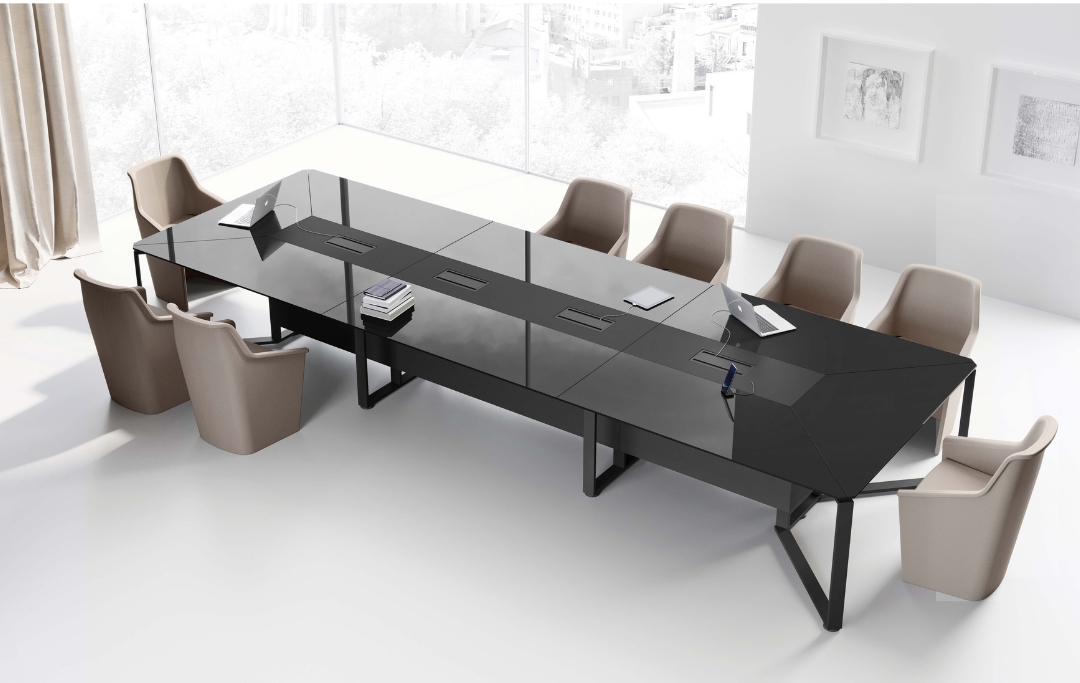 I Meet Las Mobili Italian meeting table Dubai UAE