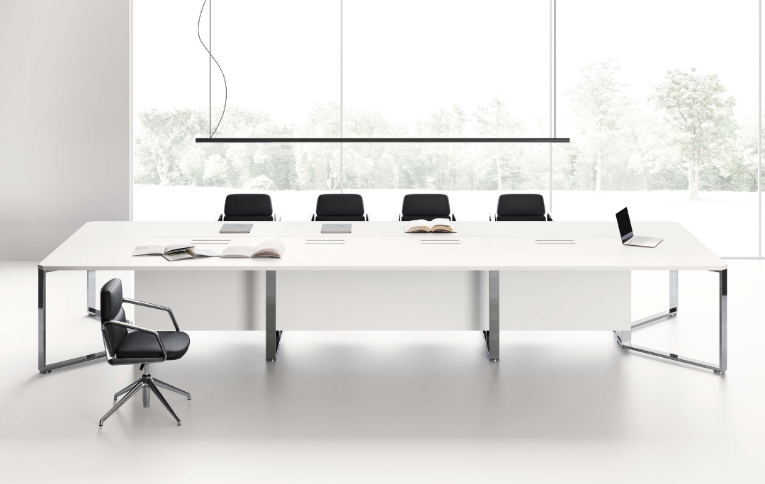I Meet Las Mobili Italian meeting table Dubai UAE