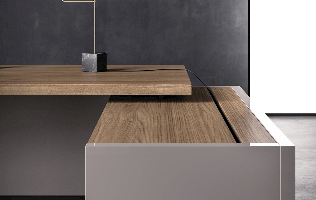 More Desk Sinetica Italian executive office desk Dubai UAE