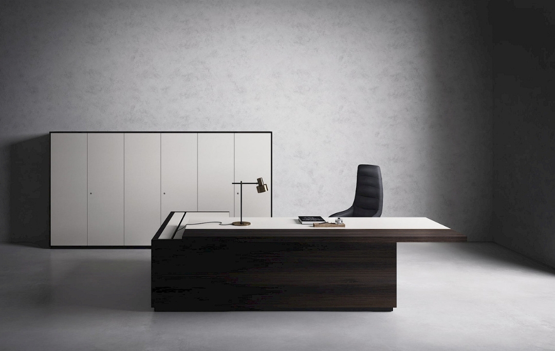 More Desk Sinetica Italian executive office desk Dubai UAE