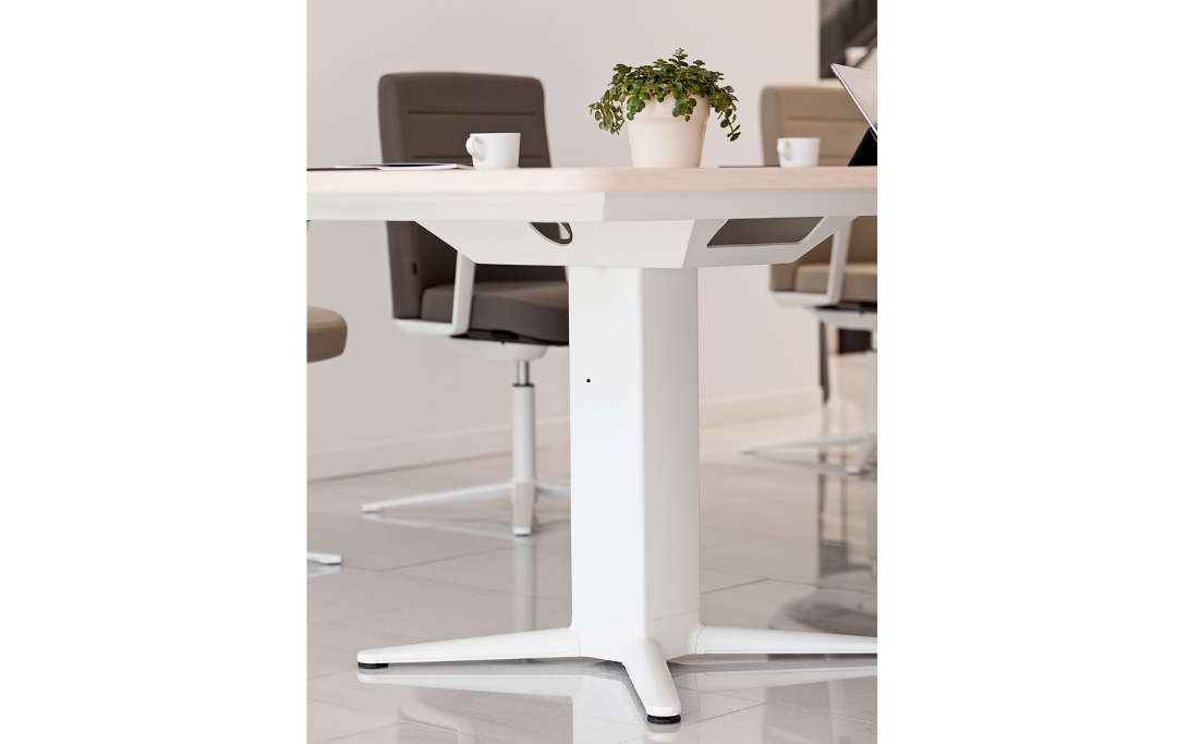 Power Desk Actiu modern office desk Dubai UAE