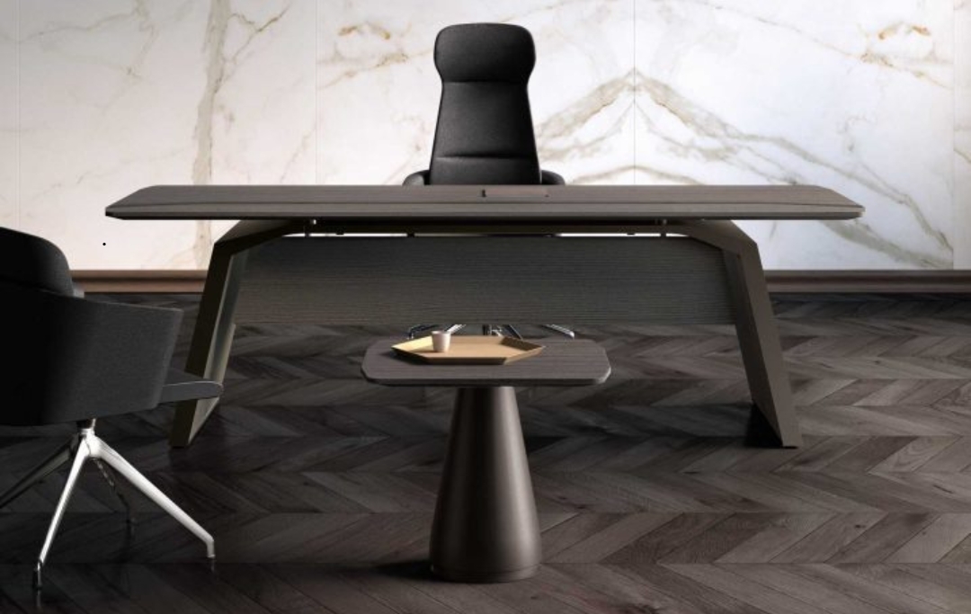 Metar Desk Bralco Italian executive office desk Dubai UAE