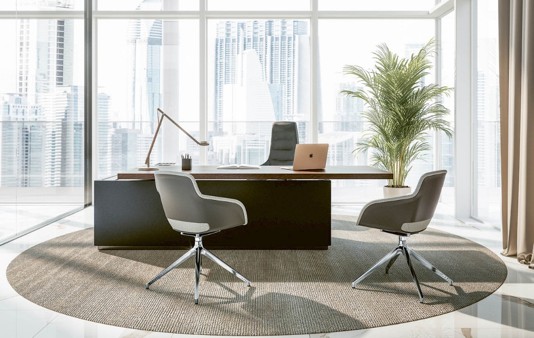 More Desk Sinetica Italian executive office desk Dubai UAE