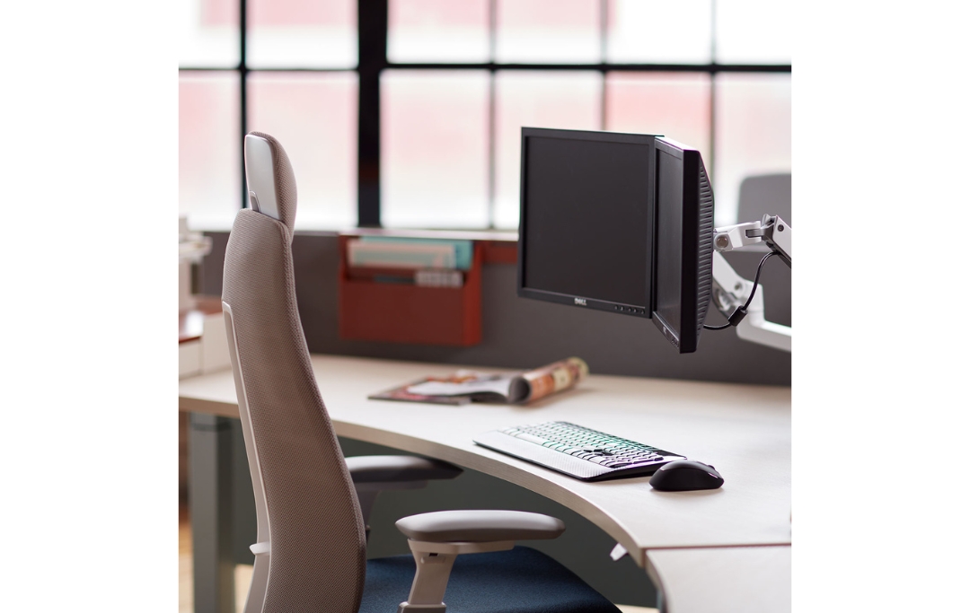 Fern Executive Chair Haworth 1