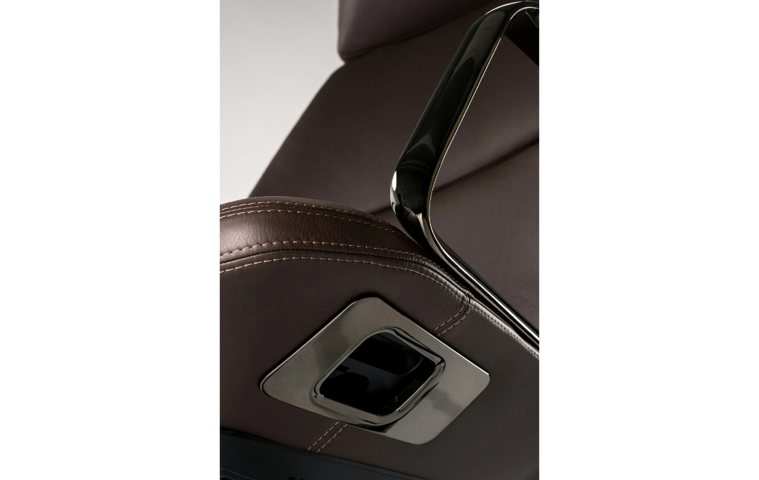 Ray Soft Executive Chair Brunner 1 (15)