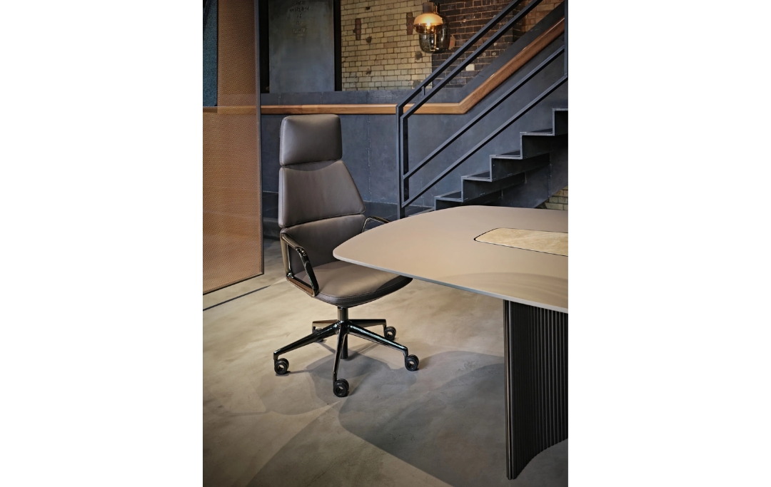 Ray Soft Executive Chair Brunner 1 (5)